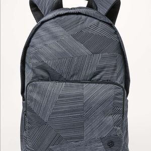 Lululemon Everywhere Backpack (17L)